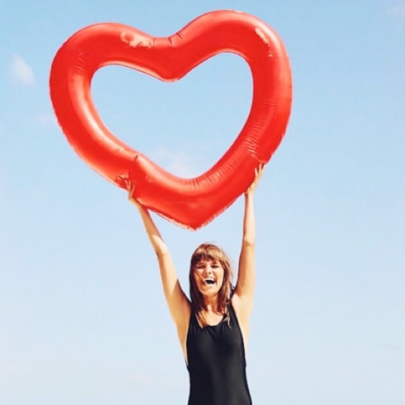 Ban.do Heart Inner Tube - Picture 3 of 6